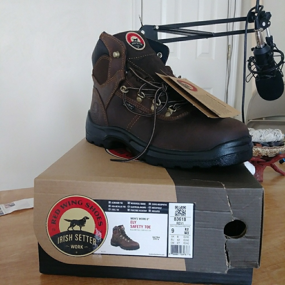 Red Wing Shoes: Irish Setter Sz9